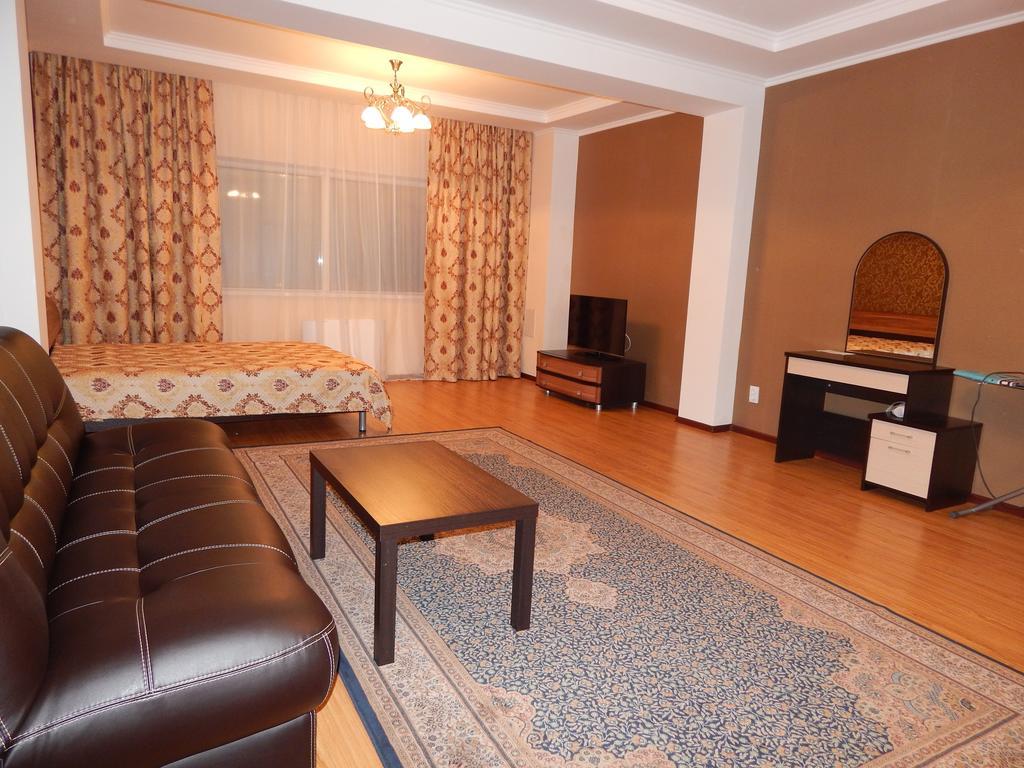 Sky House Astana Hotel Phòng bức ảnh